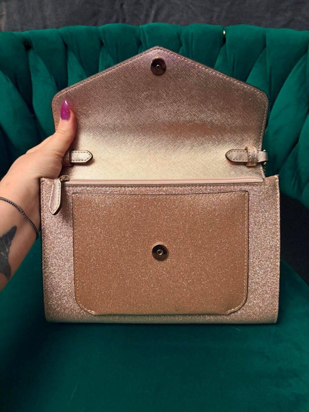 Kate Spade New York Glitter Metallic Envelope Crossbody Clutch Champagne Gold - Picture 3 of 9